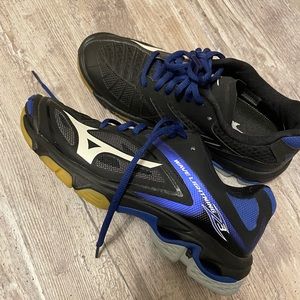 Mizuno Volleyball Shoes - Black and Blue